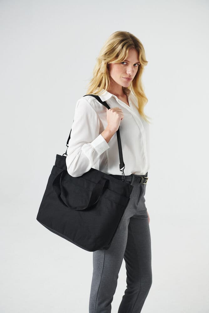 2.0 Tote Bag, På modell 2