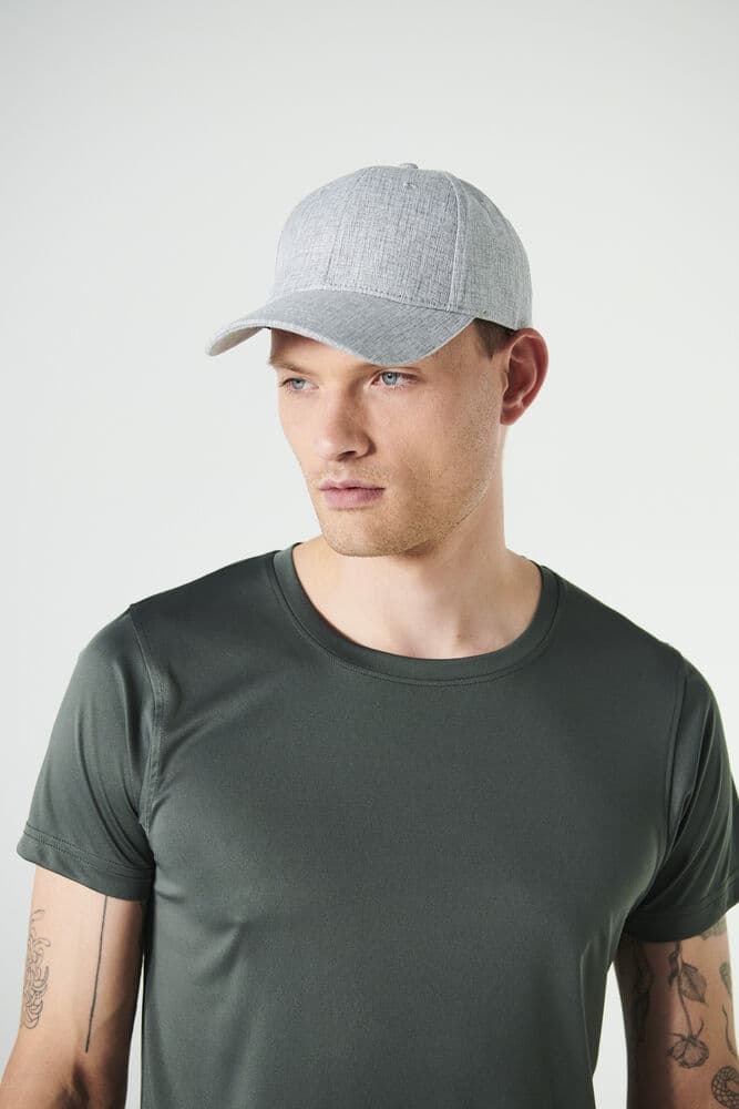 Melange Cap, På modell 1