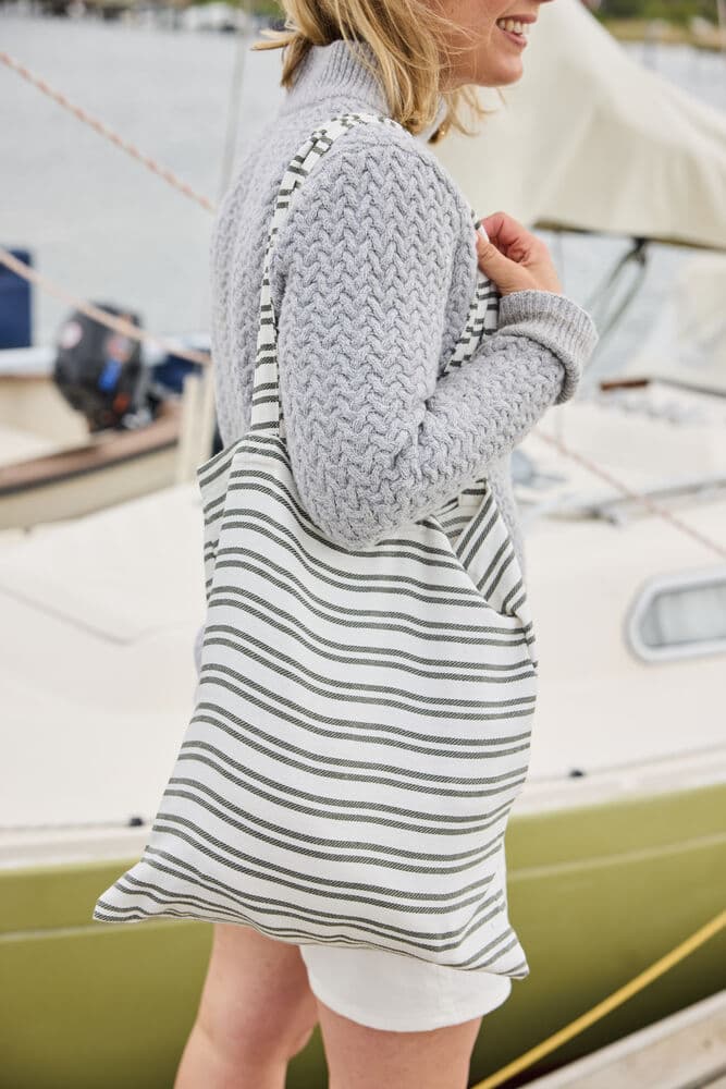 Ella hamam handleveske, På modell 1