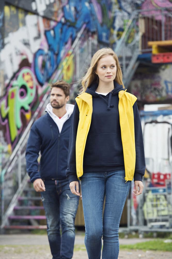Basic Softshell Jacket, På modell 1