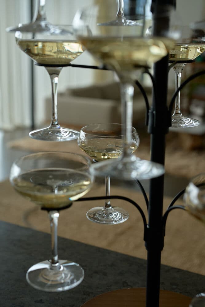 Blacksmith Cocktailtre, På modell 1