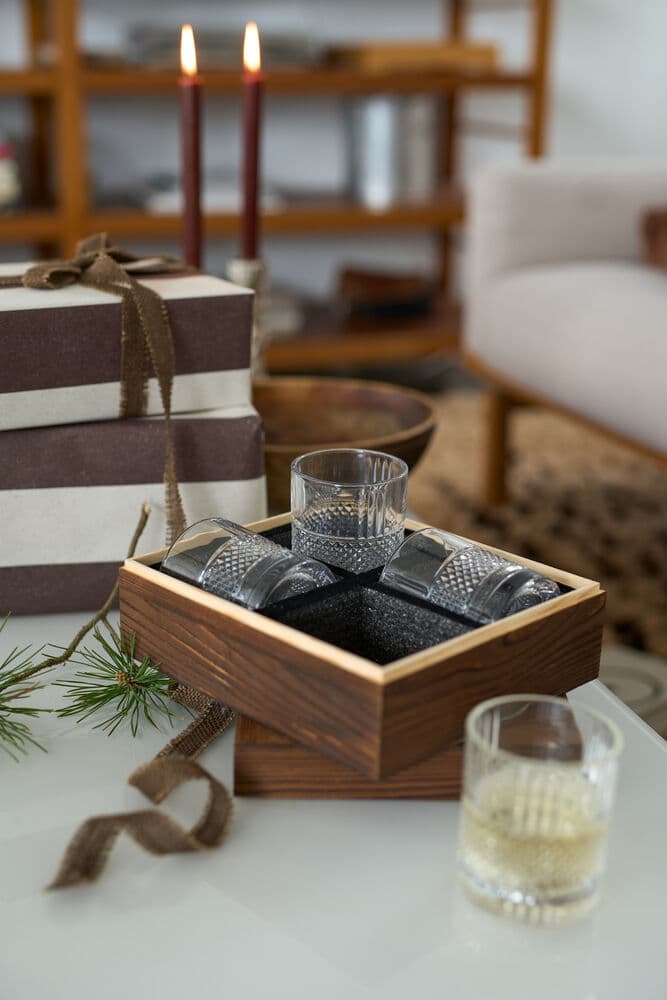 Roterende whiskeyglass 4-pk., På modell 2