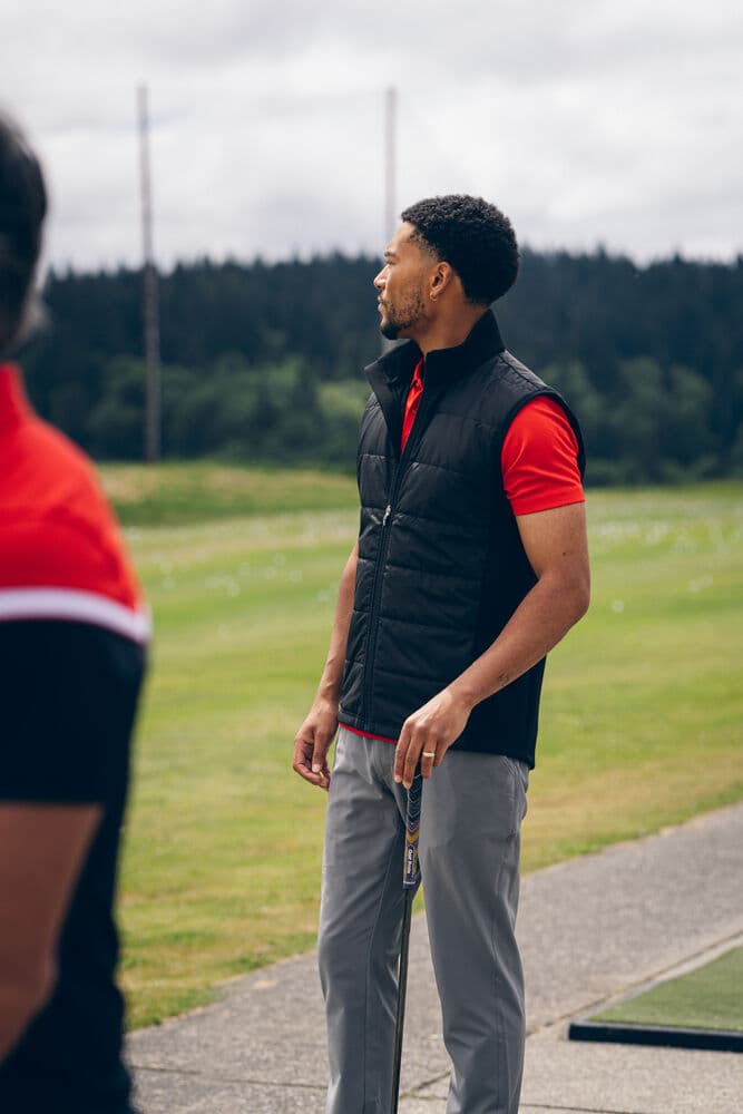 Pemberton Hybrid Vest Men, På modell 1