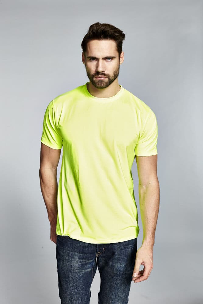 Porto Tee Man, På modell 1