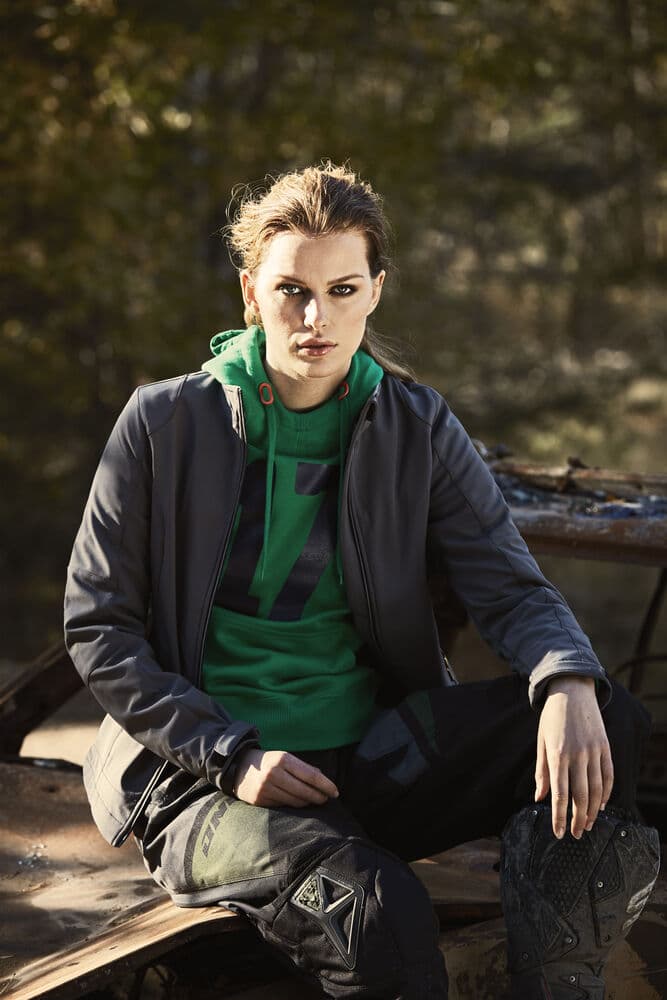Trail Lady Softshell Jacket, På modell 4