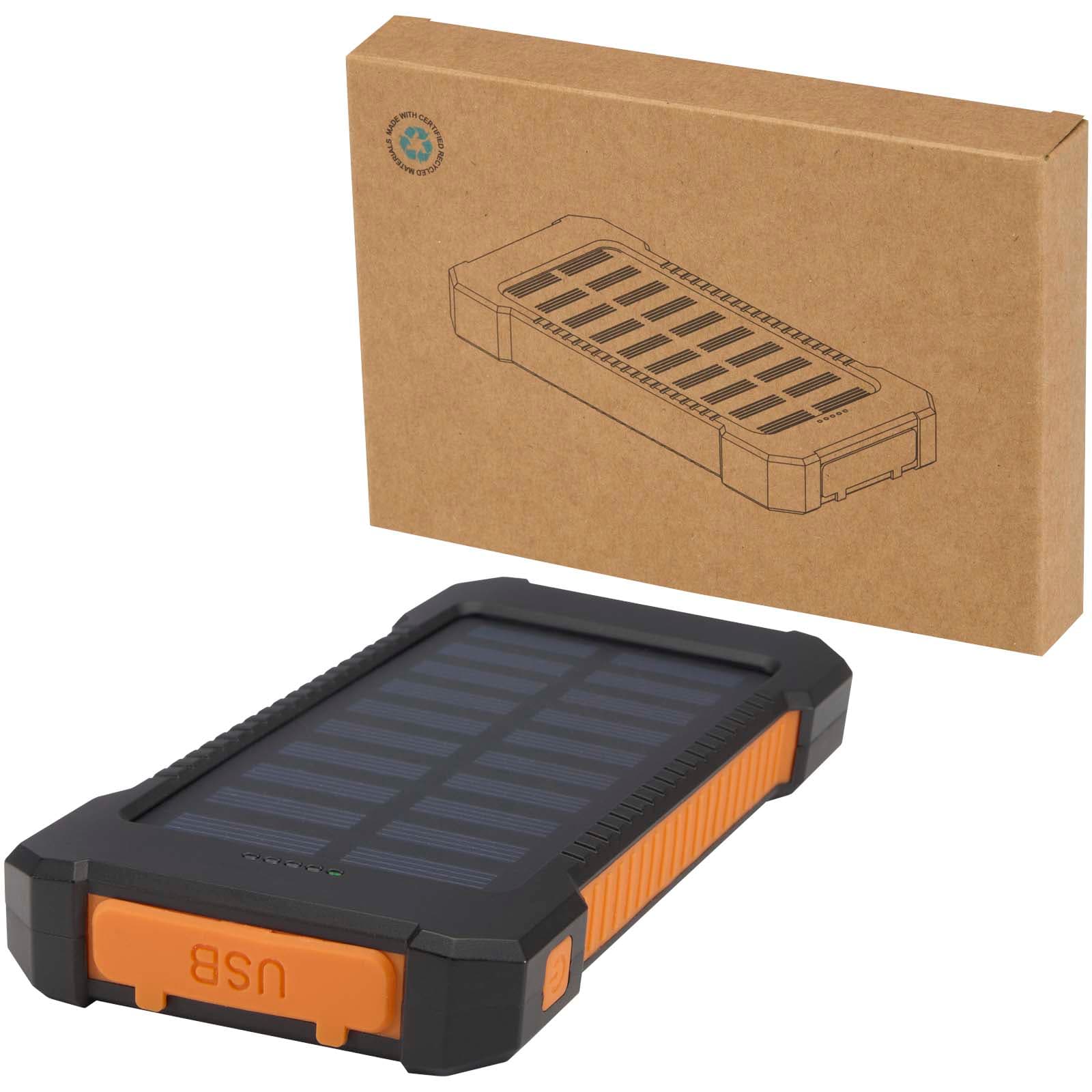 Altair 5000 mAh 10 W robust mobillader med solcellepanel av resirkulert plast med innebygd lommelykt, Solid svart