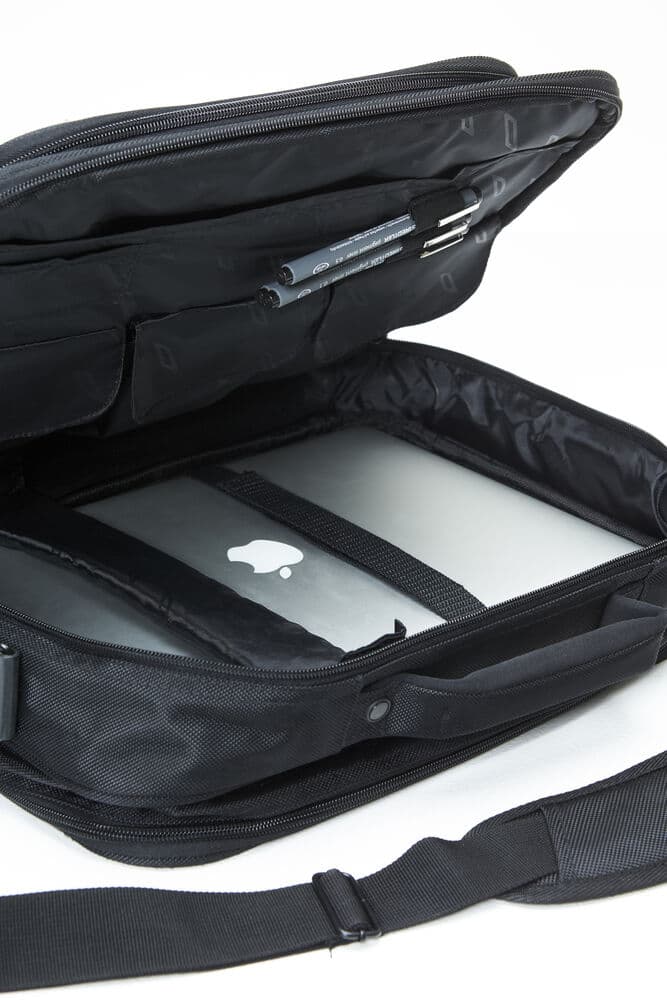 Pro Line Computer Bag, På modell 1