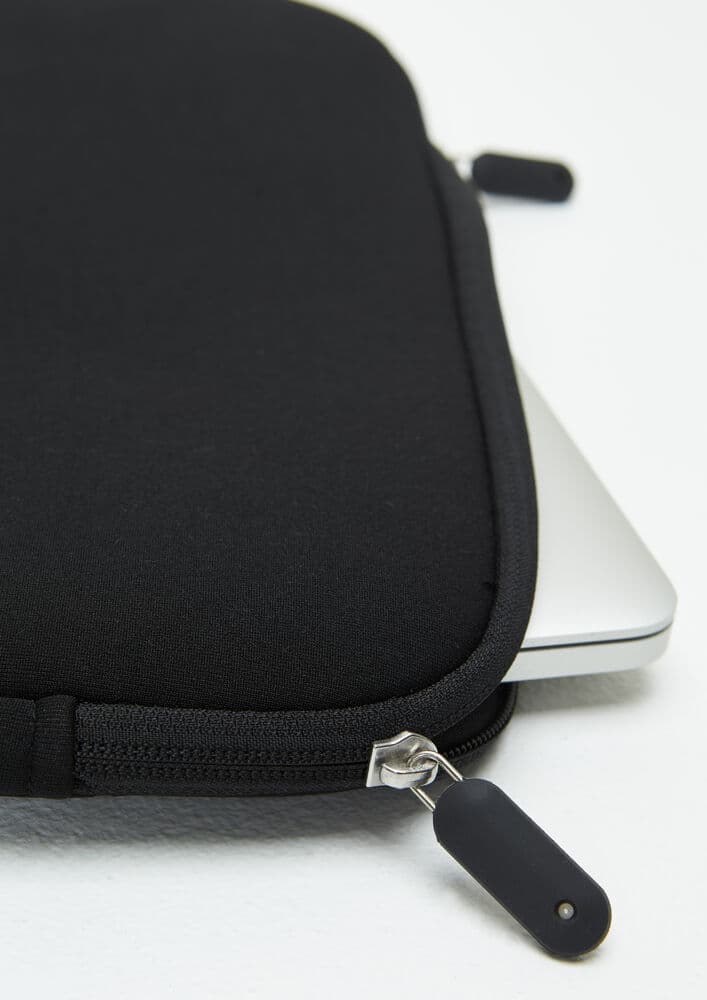 Black Line Easy Sportbag, På modell 1