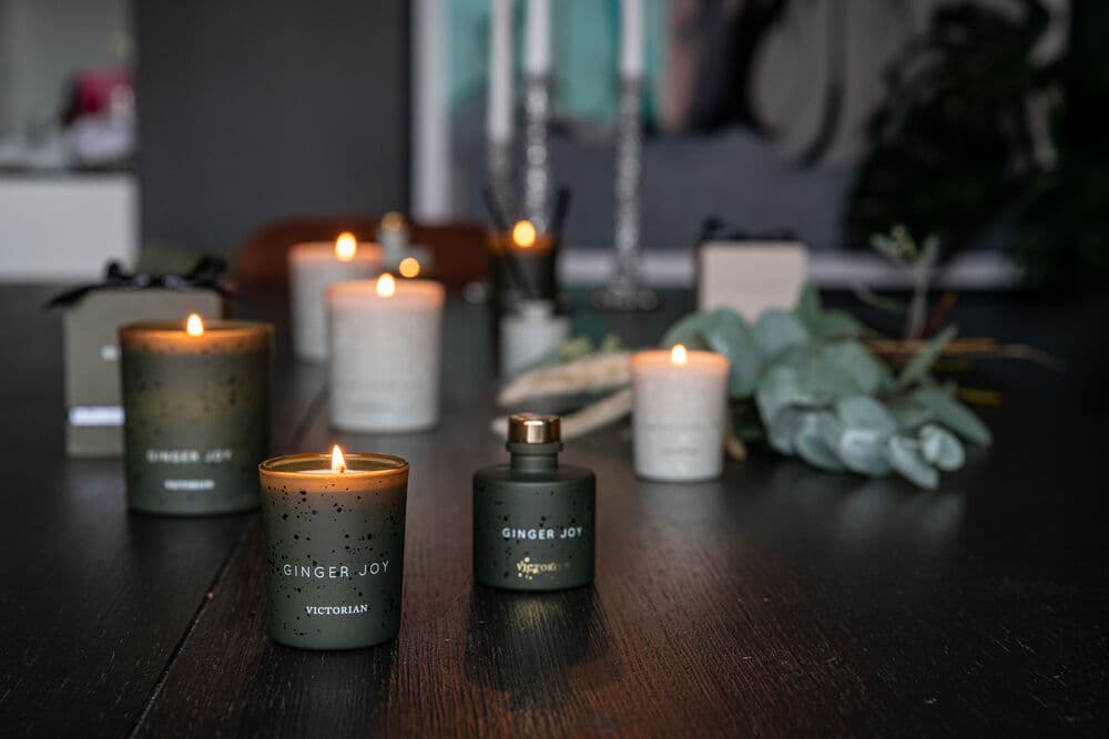 Duftlys og Diffuser Ginger Joy, På modell 2