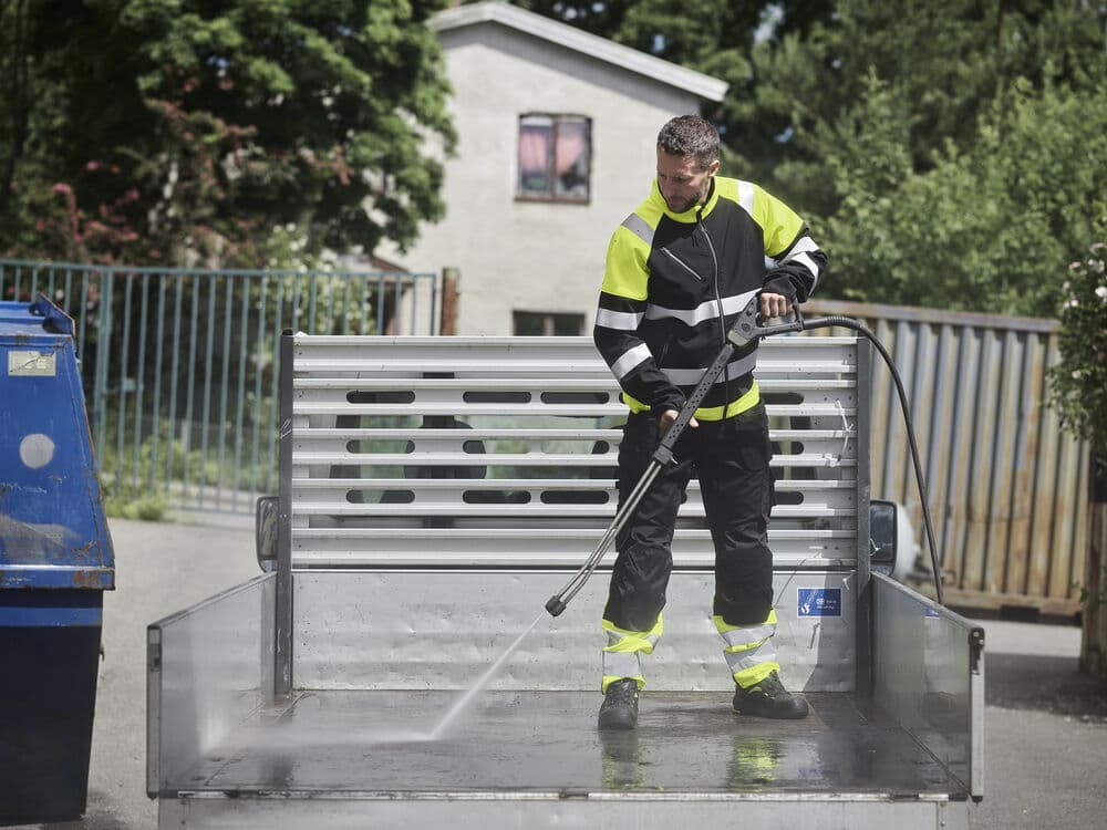 Softshell Jacket Hi-Vis, På modell 3