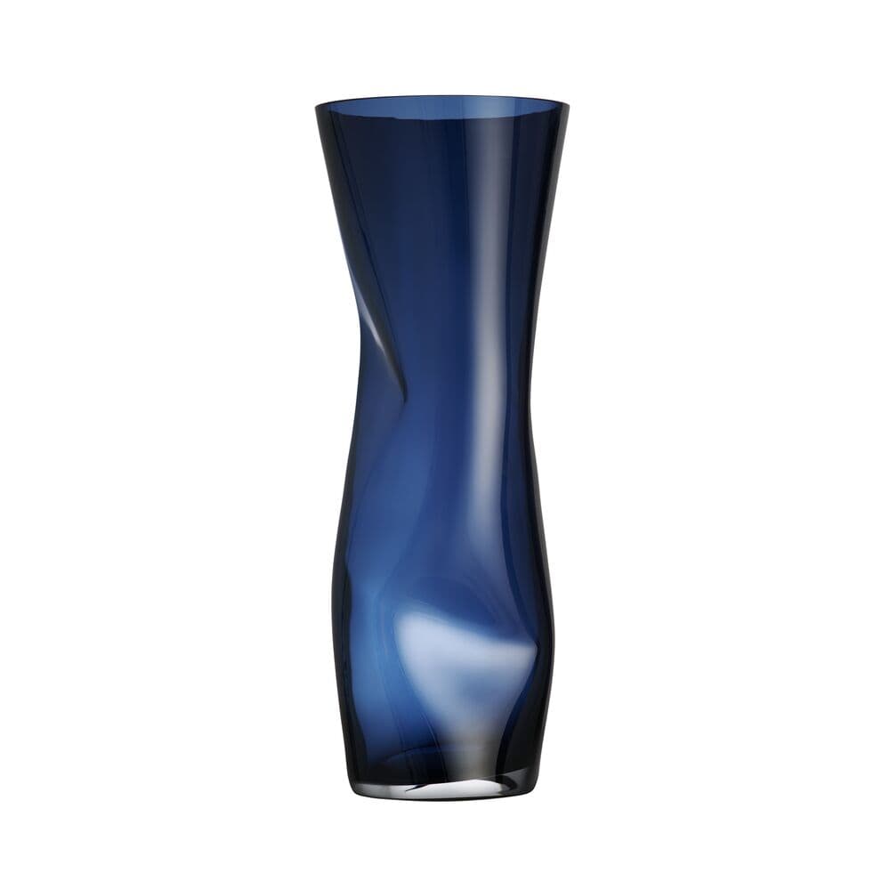 Squeeze vase midnight blue 500mm, På modell 2