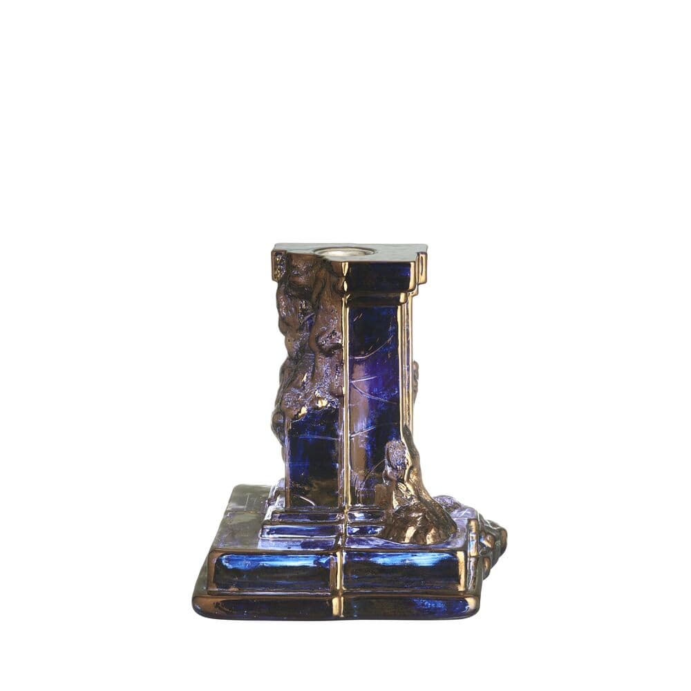 Rocky Baroque candlestick glossy glaze 150mm, På modell 3