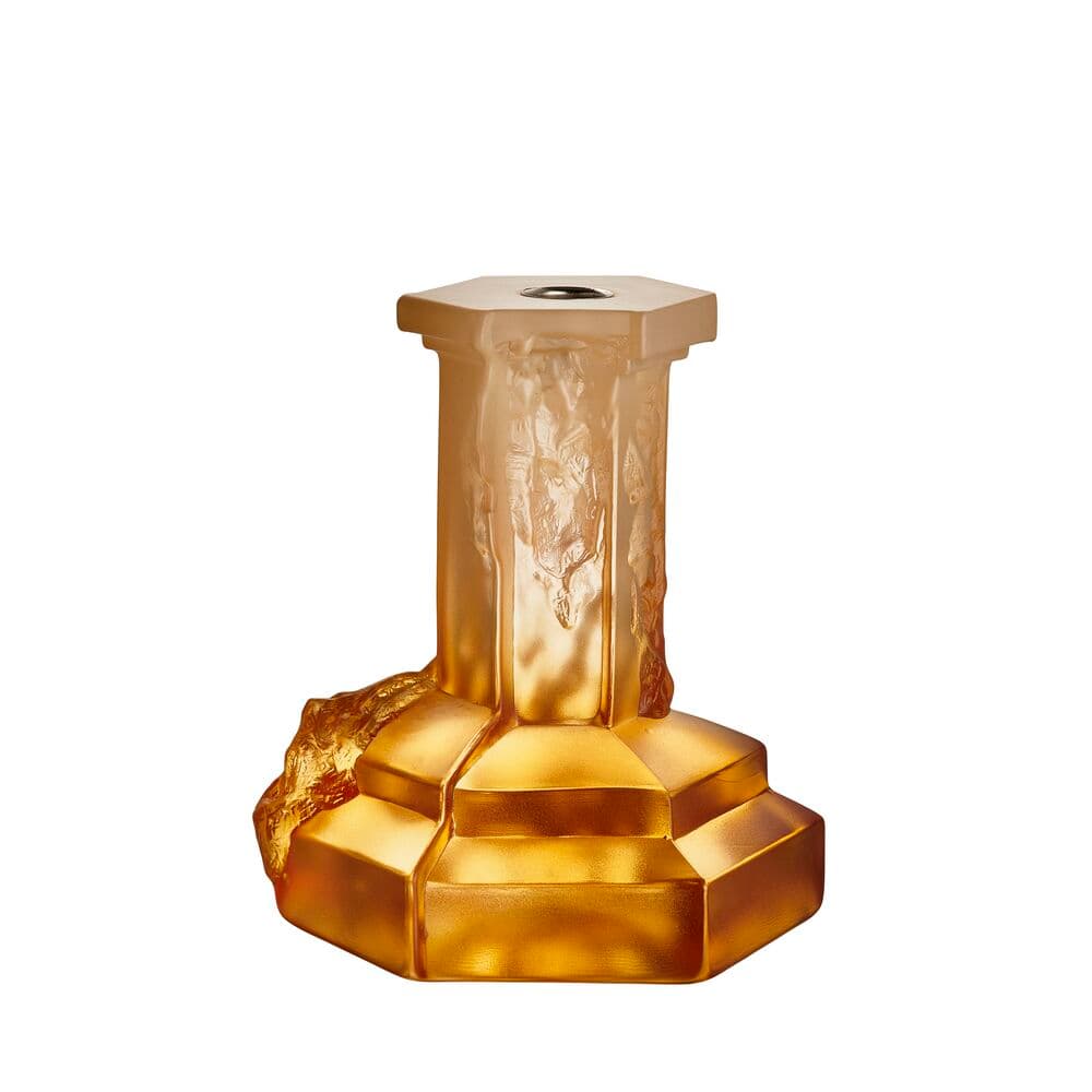 Rocky Baroque candlestick amber haze 175mm, På modell 3