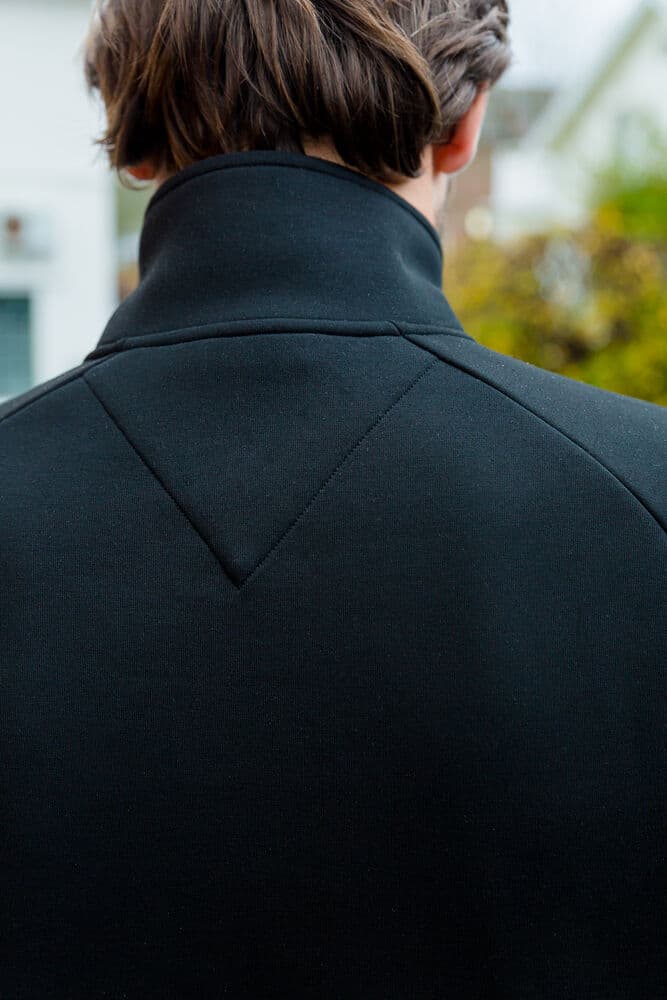 Anzac FZ Collar, På modell 4
