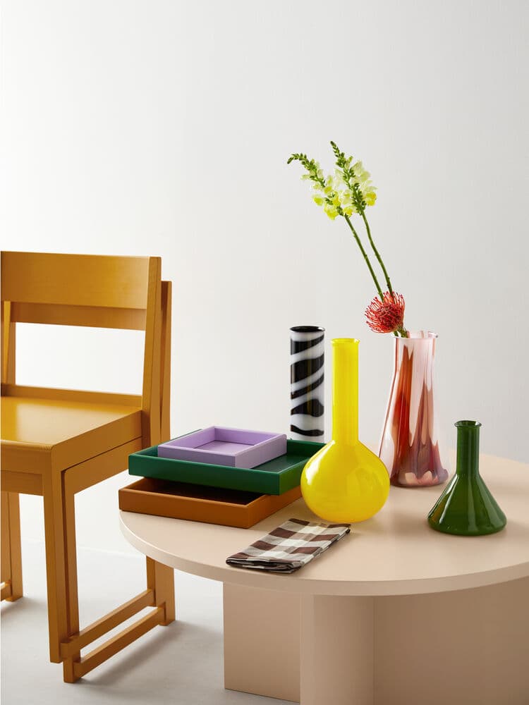 Lab måleglass vase grønn 185mm, På modell 1