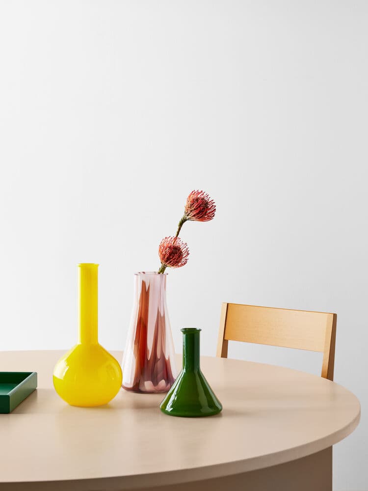 Lab måleglass vase grønn 185mm, På modell 2