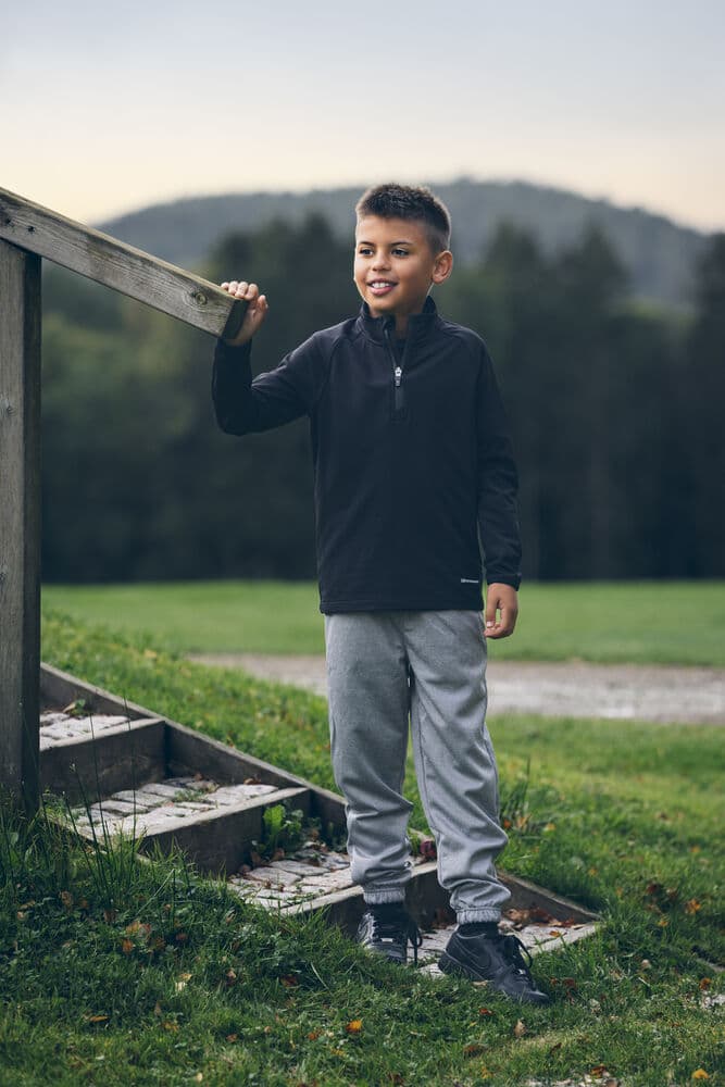 Adapt Half Zip Jacket Junior, På modell 6