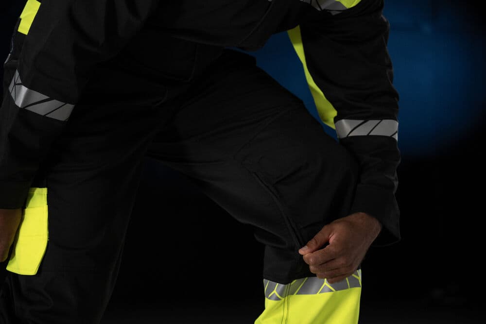 7601 Kjeledress, På modell 1
