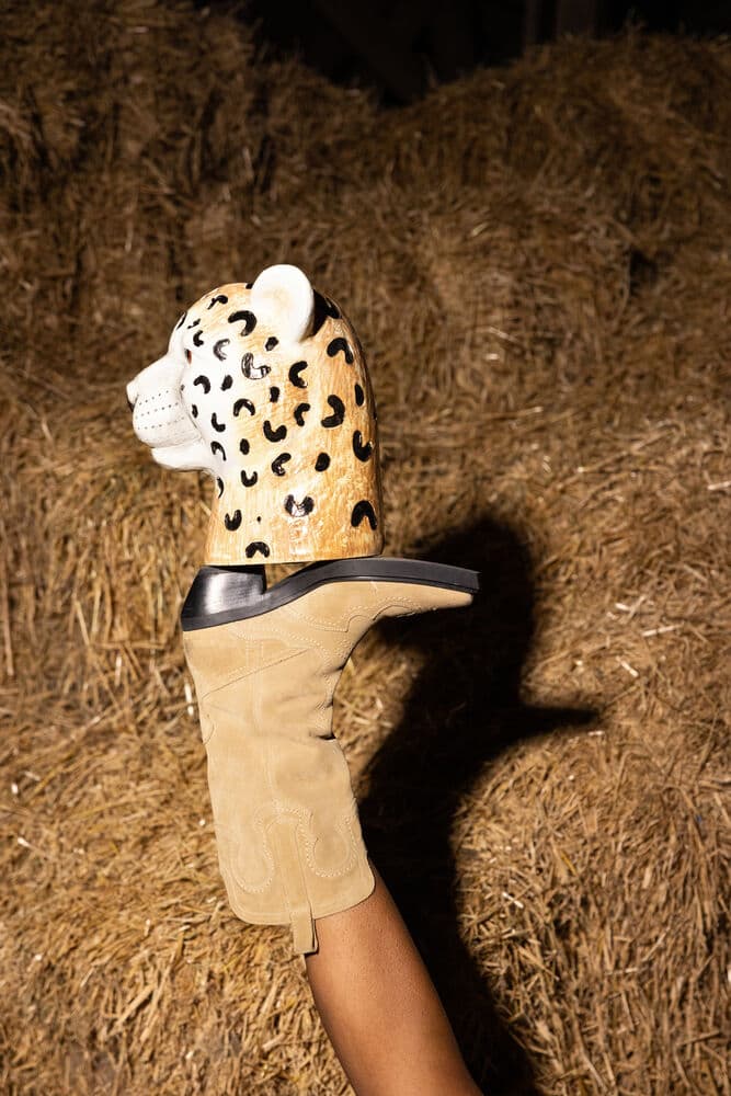 Vase Cheetah Large, På modell 1
