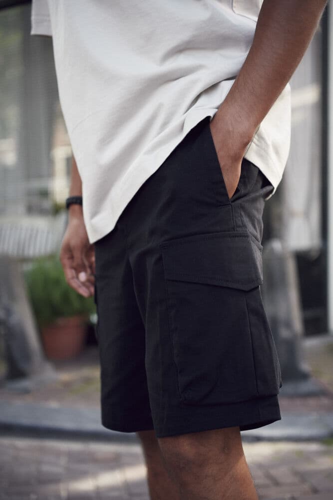 Cargo Shorts, På modell 3